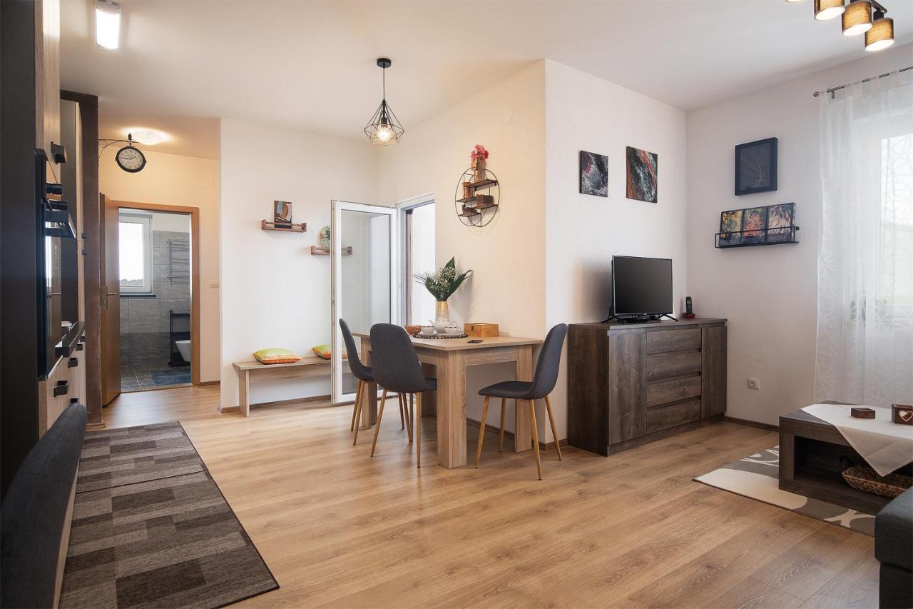 Apartment Little Gallery **** Rovinj Zewnętrze zdjęcie
